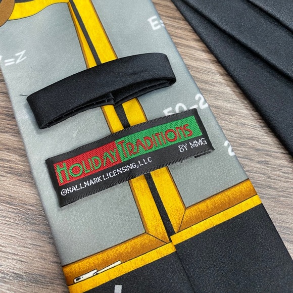 Holiday Traditions Christmas #1 Teacher Tie - Picture 3 of 4